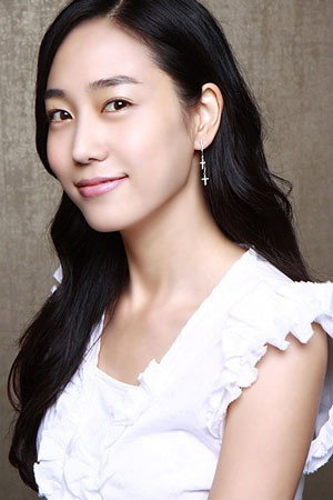 Ha Shi-Eun