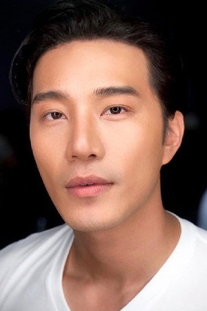Bie Thassapak Hsu